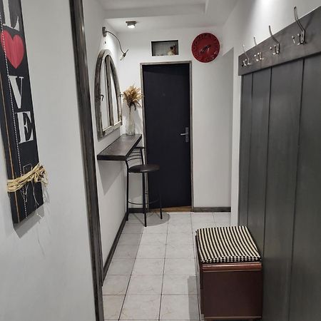 Новая Квартира Użhorod Zewnętrze zdjęcie
